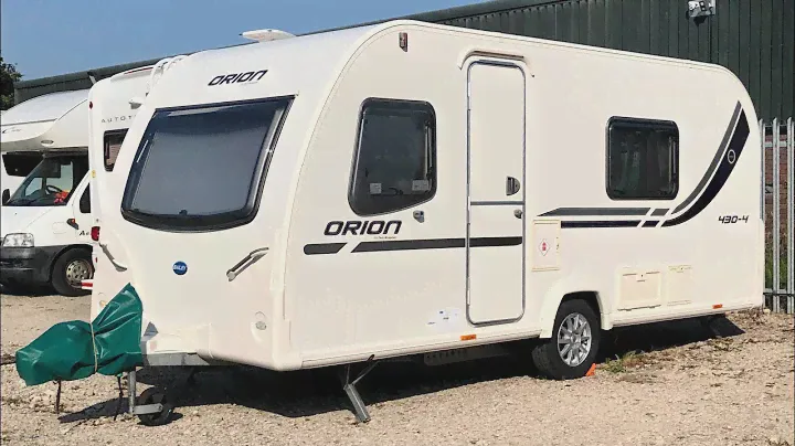 Bailey Orion 430 / 4 Lightweight 4 Berth Fixed Bed End Washroom Caravan